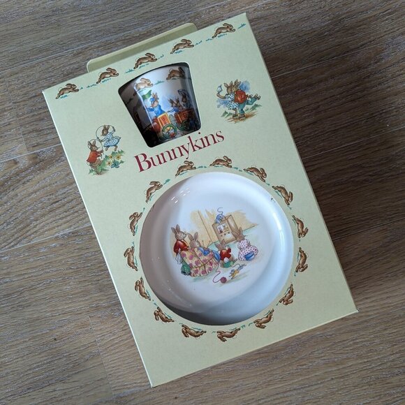 Royal Doulton Bunnykins Children's Dining Set | Vintage NIB - Picture 2 of 4
